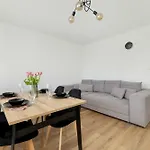 Jasny Z Balkonem By Renters Apartamento Kołobrzeg