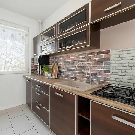 Lägenhet Jasny Apartament Z Balkonem By Noclegi Renters Kołobrzeg