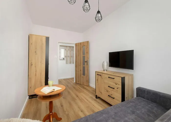Jasny Apartament Z Balkonem By Noclegi Renters Kołobrzeg
