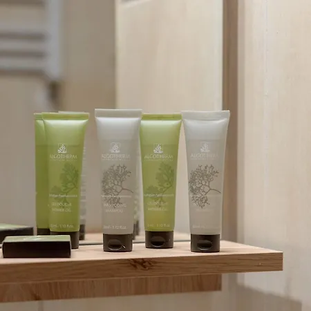 Jasny Apartament z Balkonem by Noclegi Renters Kołobrzeg