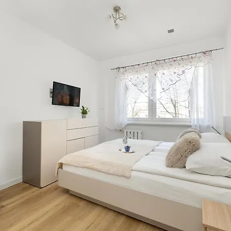 Jasny Z Balkonem By Renters شقة *