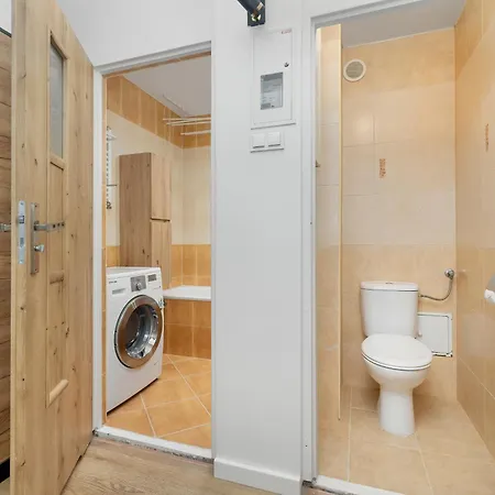 Jasny Z Balkonem By Renters Апартаменты *