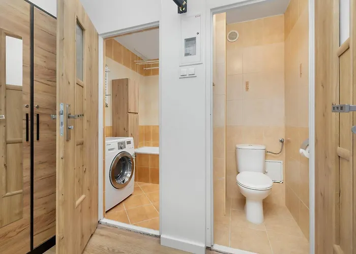 Apartament Jasny Apartament z Balkonem by Noclegi Renters Kołobrzeg